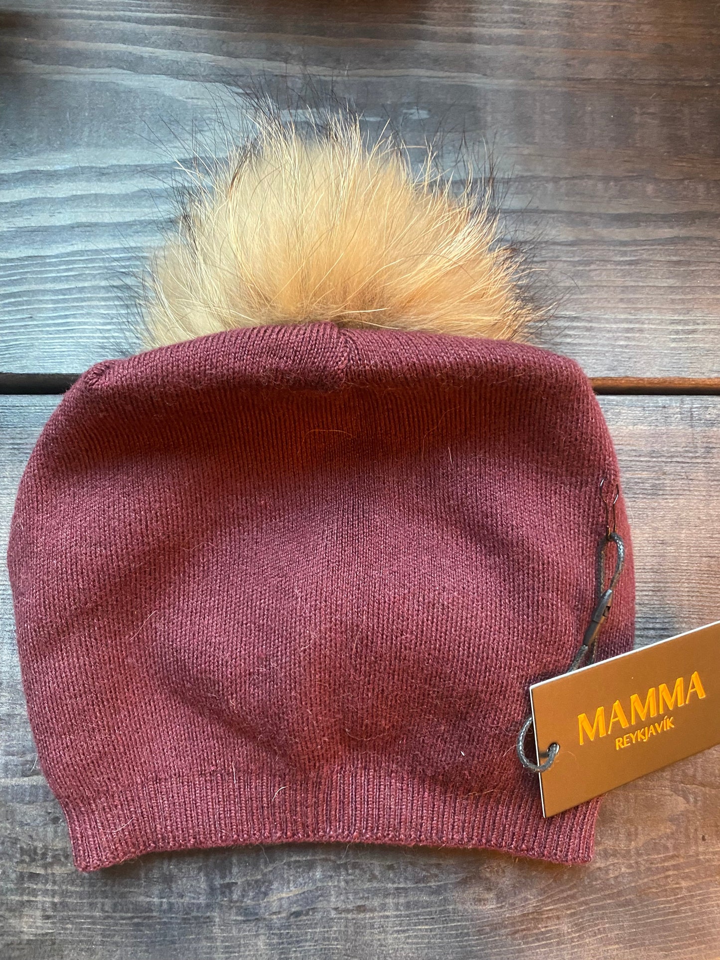 The Móna Hat Mamma Reykjavik