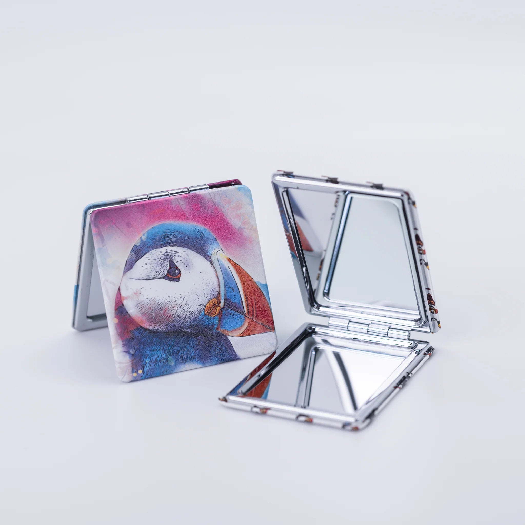 Mirror - Atlason