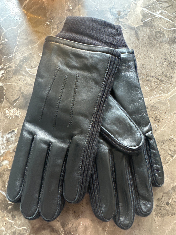 Hekla - Black Lamb Crochet Gloves - Mamma Reykjavík