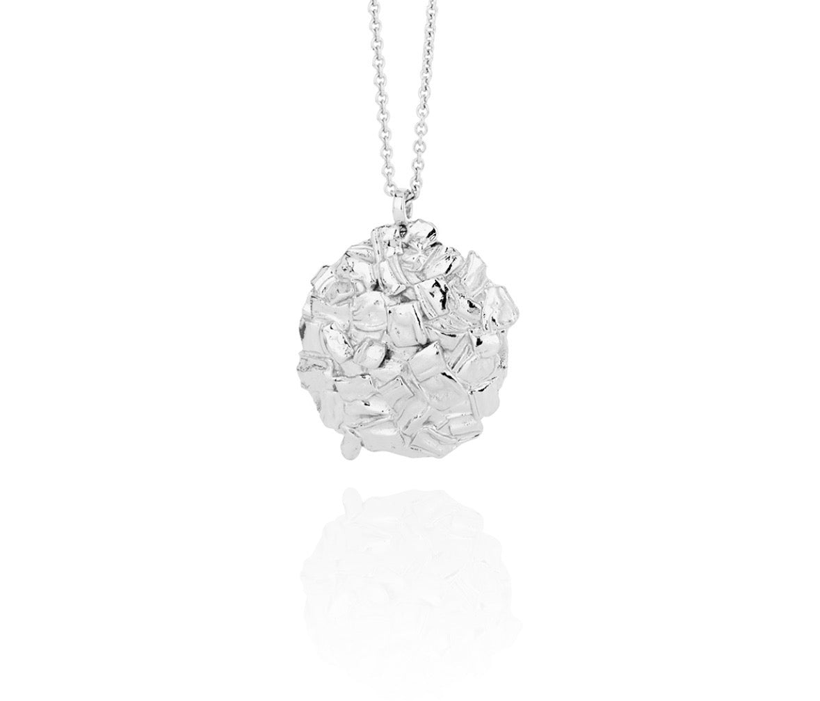 Silver and gold necklace jökull