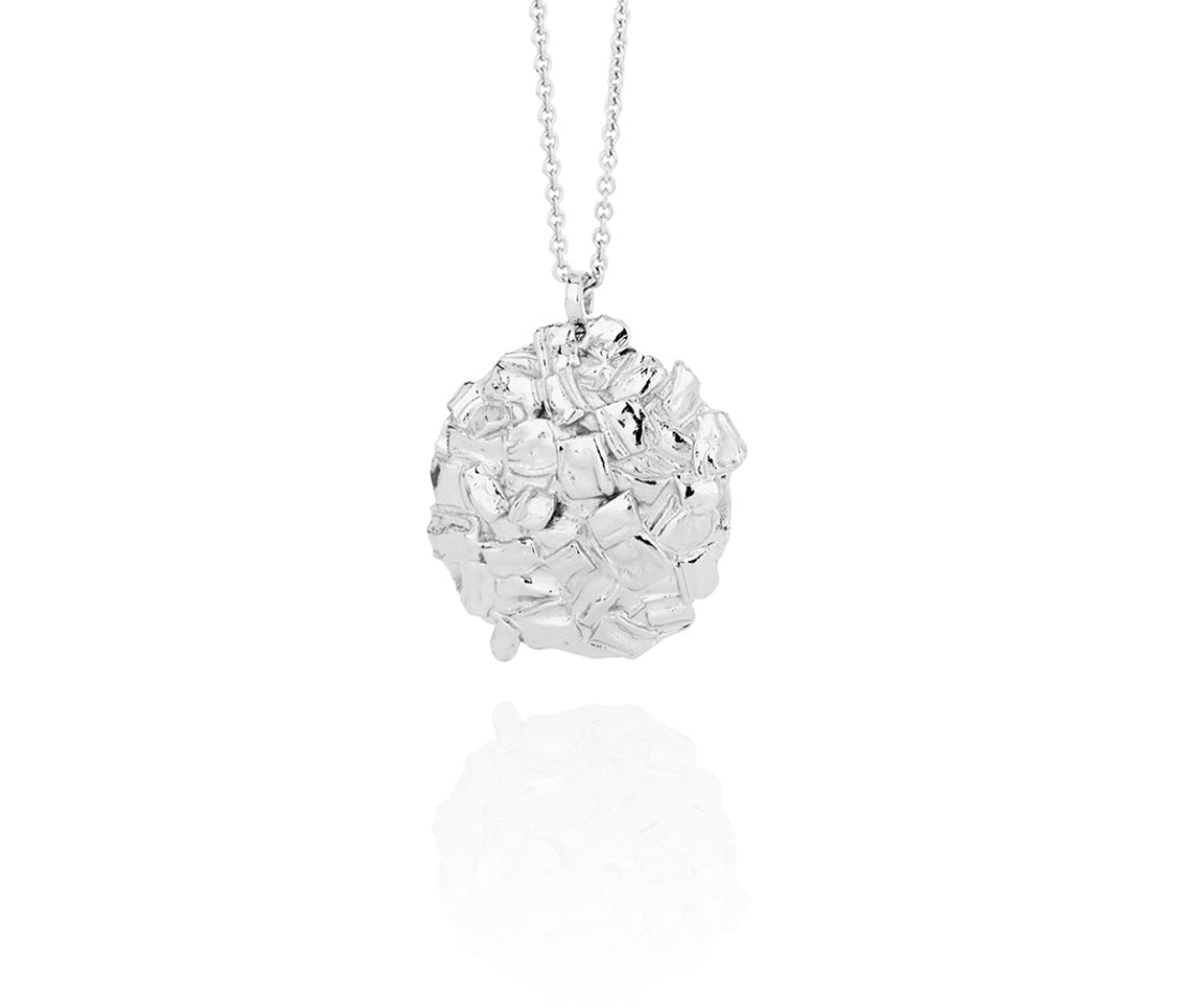 Silver and gold necklace jökull