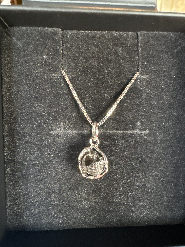 SIGN Necklace Lava Stone with Cubic Zirconia (Small)