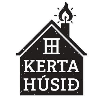 Turfhouse Candle - Kertahúsið