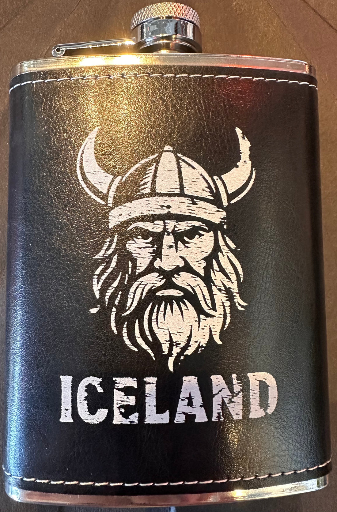 Hip flask black Viking