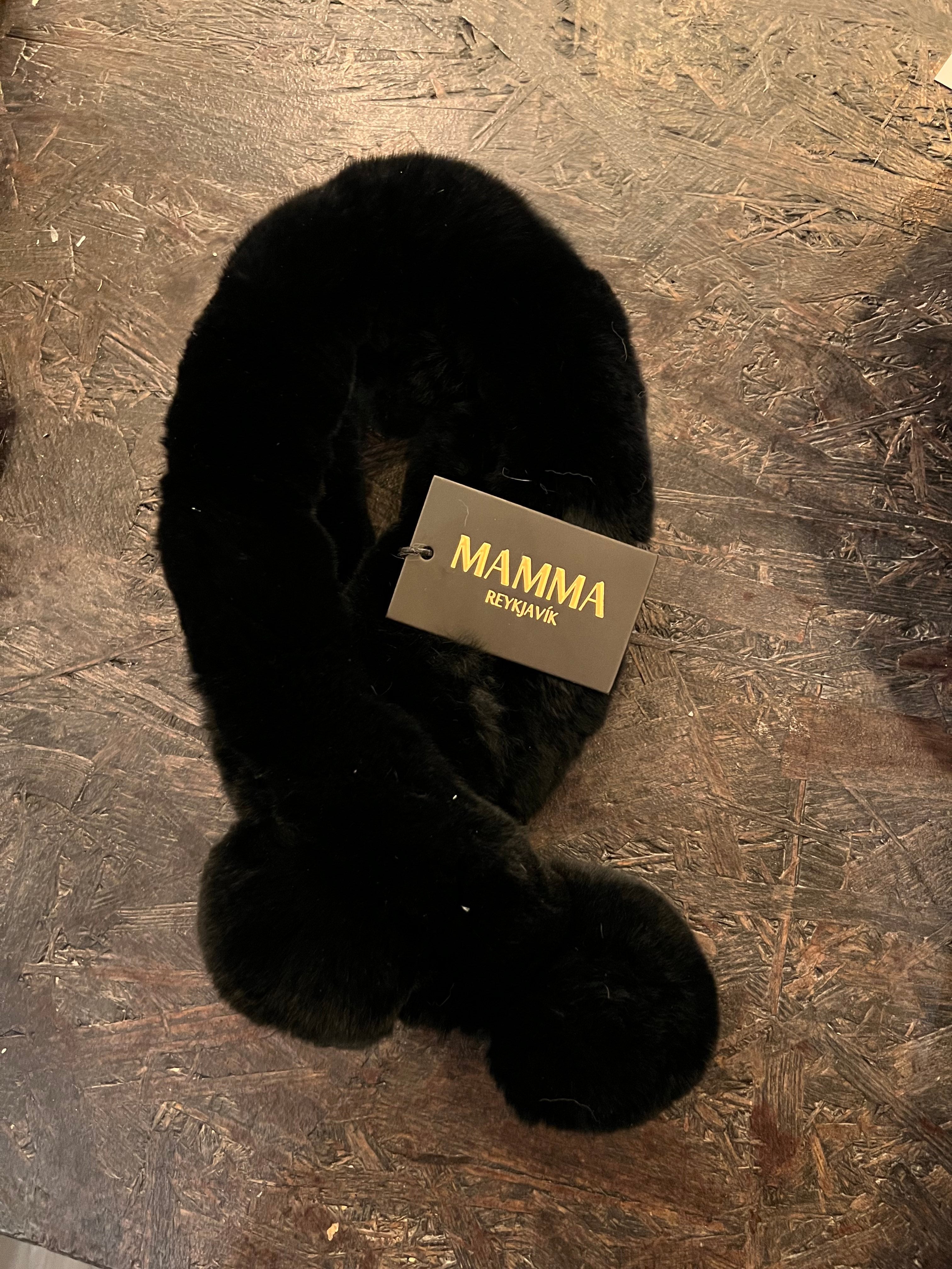 Rabbit Scarf Mamma Reykjavík