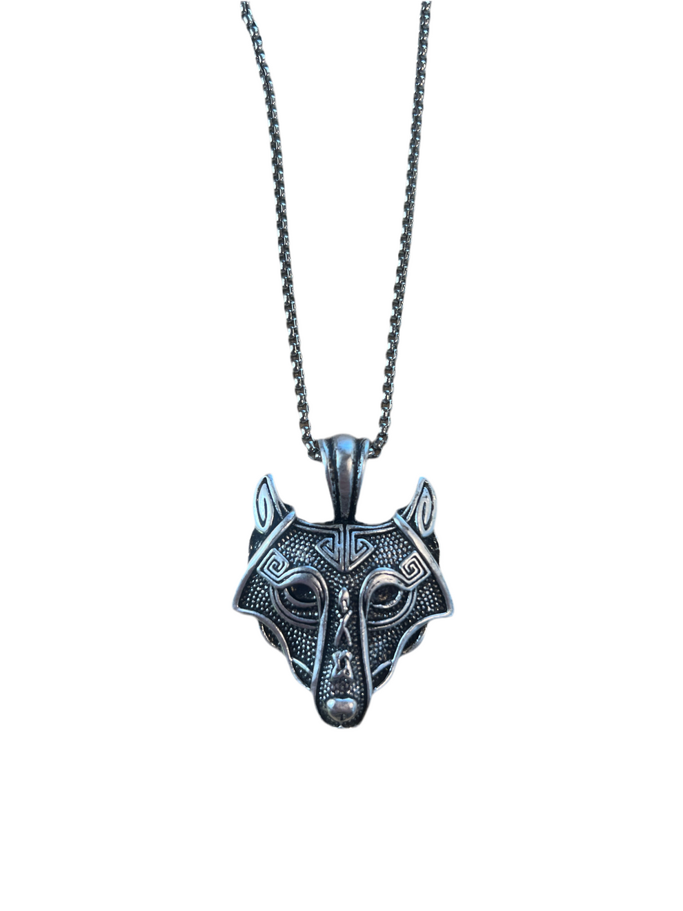 Necklace Hanging On Wall - Atlason